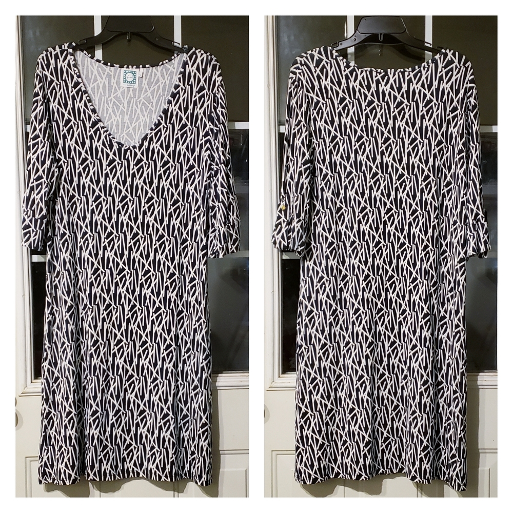 🔥Vera Fishbaugh🔥 Black/White 3/4 Sleeve Dress